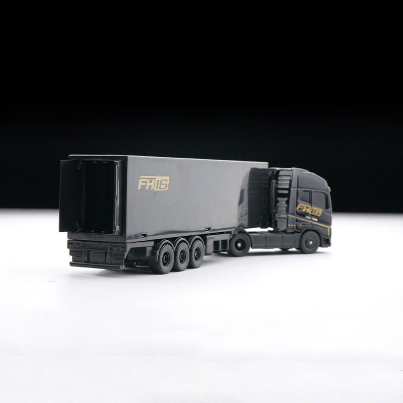 Maisto VOLVO FH16 770S Rimorch - Heavy Equipment Volvo recensione e prezzo